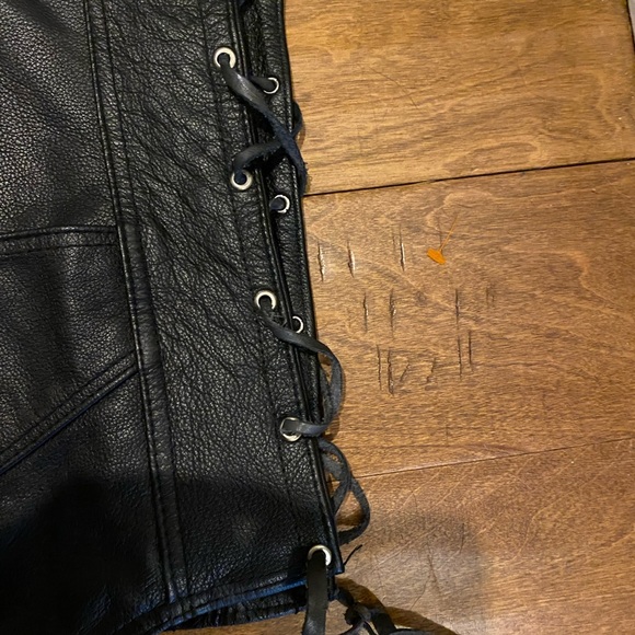 Women’s Genuine Leather Vest with Harley Davidson patches XL Biker Motorcycle - Picture 7 of 13